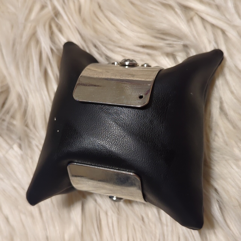 Rhinestone bling cuff bracelet - Picture 2 of 3
